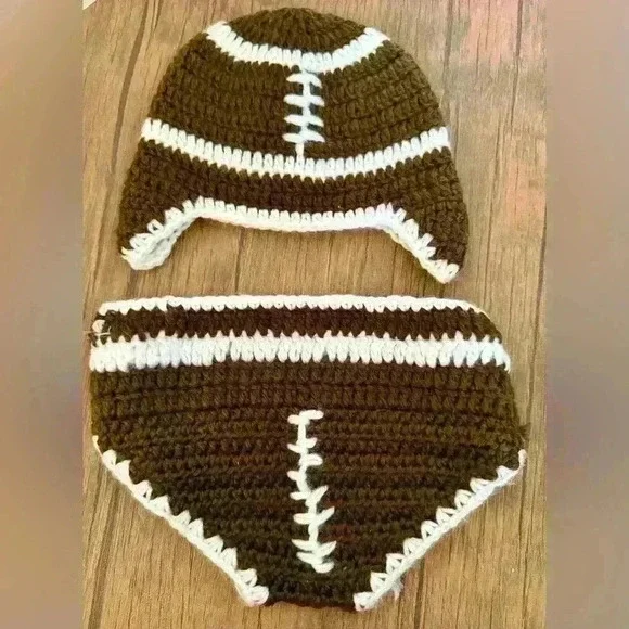Baby 0-9 months football set. - Picture 1 of 4